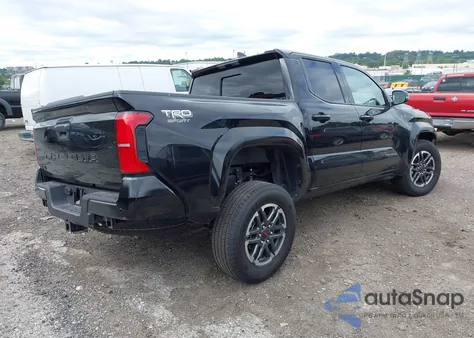 2025 Toyota Tacoma Trd Sport 4Wd z USA, uszkodzony, nr VIN 3TMLB5JN2SM107985